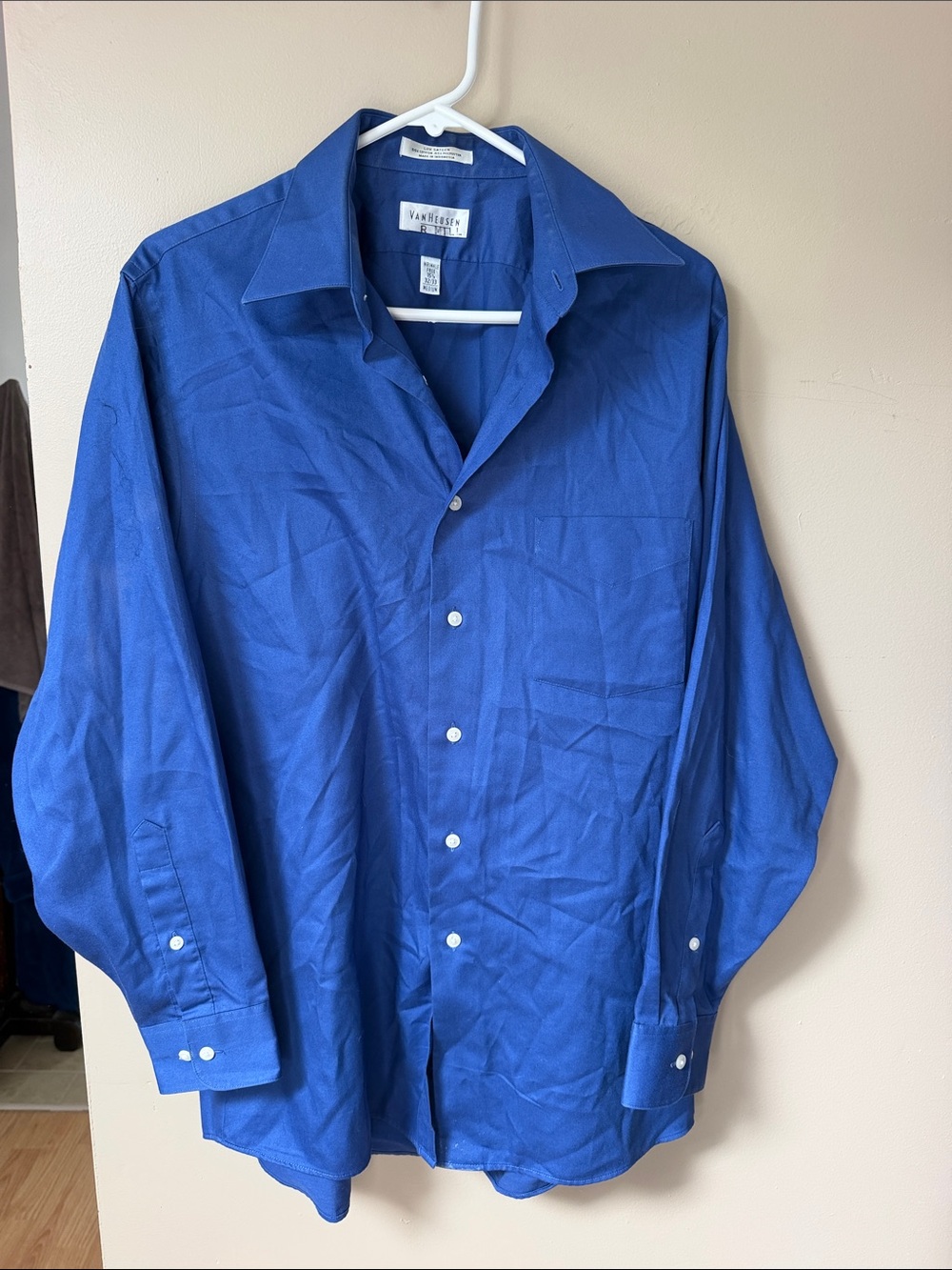 Van Heusen Men's Blue Button-Front Dress Shirt